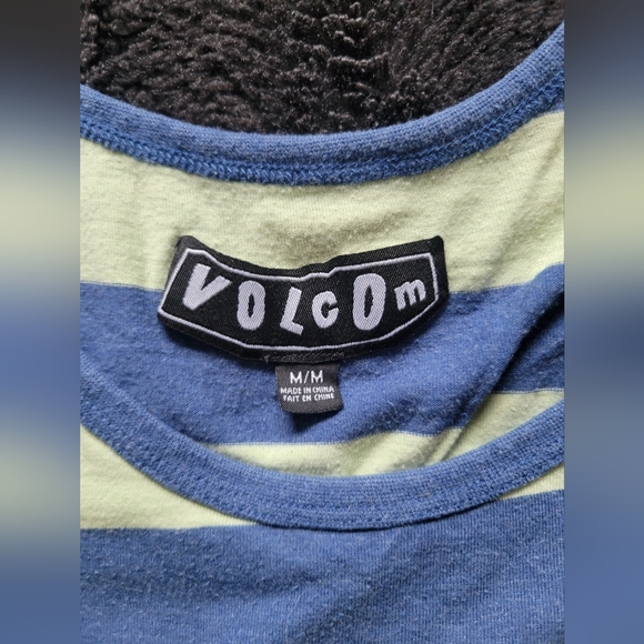 Volcom stripped tank top - Picture 3 of 3